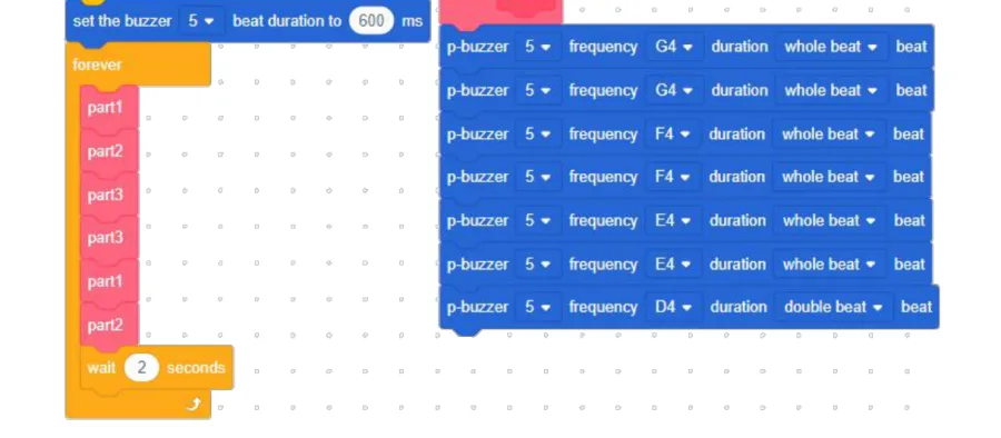 תוכנית ראשית: set the buzzer beat duration to 600, ובתוך forever הבלוקים part1, part2, part3, part3, part1, part2 ואז wait 2 seconds — לצד הגדרת part3